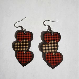 Wooden plaid heart earrings